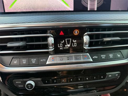 Used 2023 BMW X4 xDrive30i w/ M Sport Package image 21