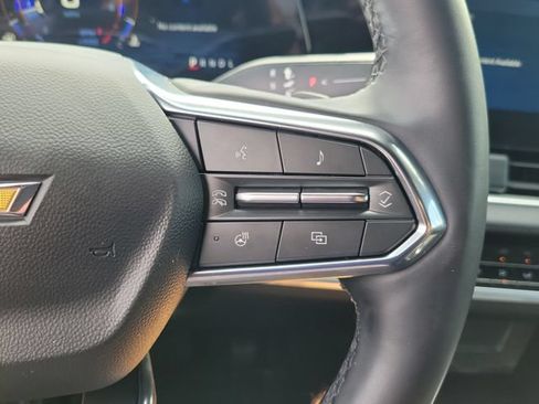 Used 2025 Chevrolet Equinox LT w/ Safety and Technology Package FWD image 8