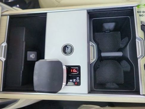 Used 2024 Land Rover Range Rover SE AWD/4WD image 47