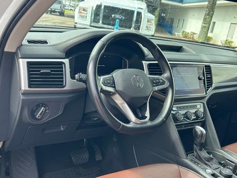 Used 2021 Volkswagen Atlas SEL Premium AWD/4WD image 30