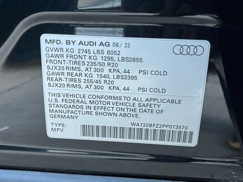 Used 2023 Audi Q4 e-tron Premium Plus w/ Premium Plus image 35