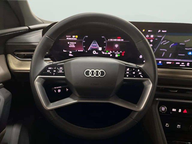 Used 2025 Audi Q5 Premium Plus AWD/4WD image 13