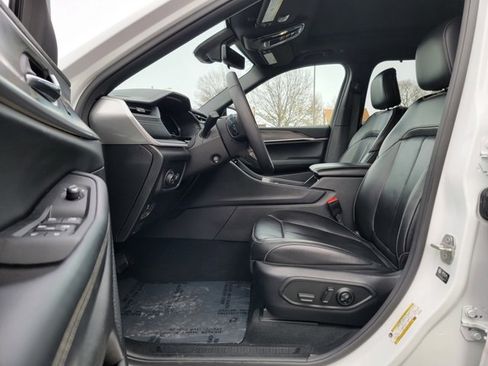 Used 2024 Jeep Grand Cherokee L Limited w/ Luxury Tech Group II image 20