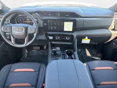 New 2026 GMC Sierra 1500 AT4 w/ AT4 Premium Package AWD/4WD image 16