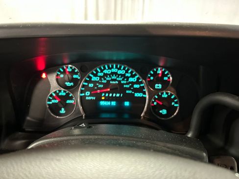 Used 2017 Chevrolet Express 2500 LS image 15