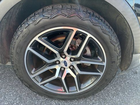 Used 2019 Ford Explorer Sport AWD/4WD image 22
