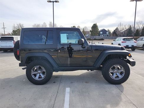 Used 2016 Jeep Wrangler Sport image 7