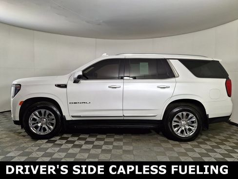 Used 2022 GMC Yukon Denali w/ Max Trailering Package image 2