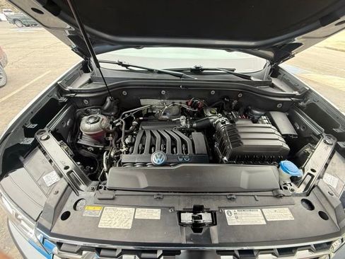 Used 2019 Volkswagen Atlas SEL Premium image 28