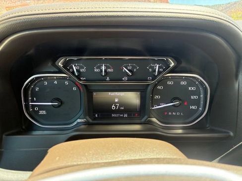 Used 2020 GMC Sierra 2500 SLE w/ SLE Value Package; AWD/4WD image 13