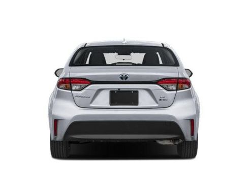 Used 2026 Toyota Corolla LE FWD image 5