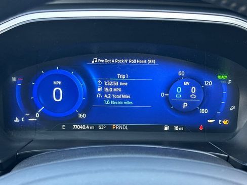 Used 2020 Ford Escape SE Sport image 24