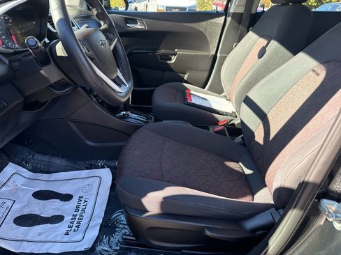 Used 2019 Chevrolet Sonic LT image 11