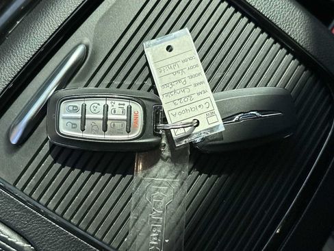 Used 2023 Chrysler Pacifica Limited w/ Uconnect Theater Family Group AWD/4WD image 27