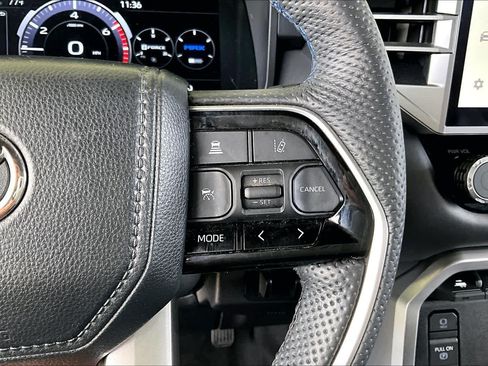 Used 2024 Toyota Sequoia Platinum AWD/4WD image 22