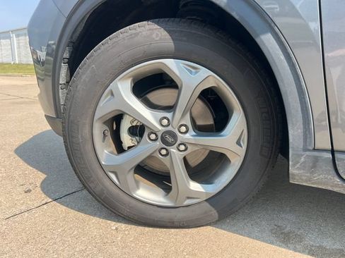 Certified 2025 Ford Escape ST-Line FWD image 10
