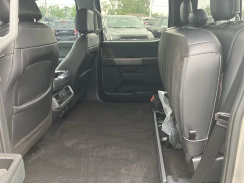 Used 2021 Ford F150 Lariat w/ Max Trailer Tow Package AWD/4WD image 13