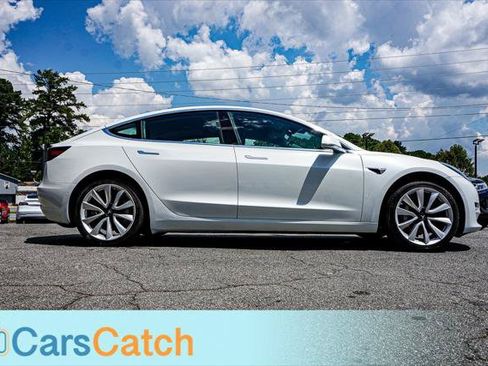 Used 2019 Tesla Model 3 Mid Range RWD image 10