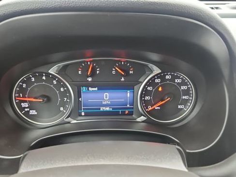 Used 2022 GMC Terrain SLE w/ Driver Convenience Package image 12