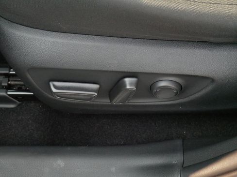 Used 2023 Toyota RAV4 AWD Hybrid image 20