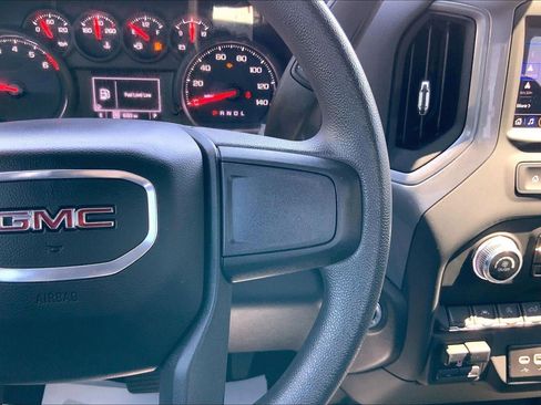 Used 2025 GMC Sierra 1500 Pro w/ Graphite Edition AWD/4WD image 17
