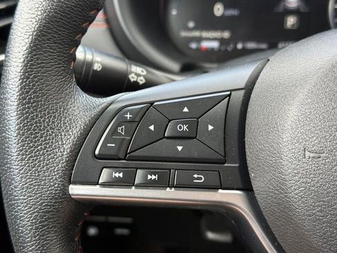 Used 2021 Nissan Kicks SR image 14