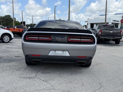 Used 2016 Dodge Challenger R/T Scat Pack RWD image 6