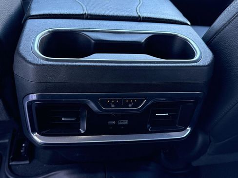 Used 2024 GMC Sierra 3500 Denali w/ Denali Reserve Package image 17