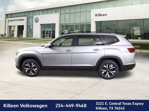 New 2026 Volkswagen Atlas SE image 4