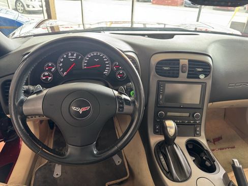 Used 2007 Chevrolet Corvette Coupe w/ Preferred Equipment Group image 9