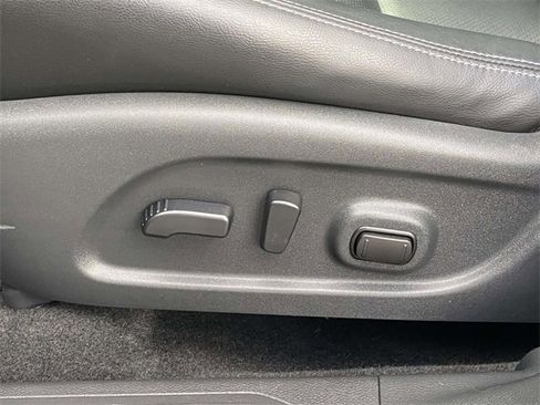 Used 2024 Nissan Murano SL image 17