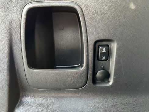 Used 2013 Ford Edge SEL image 44