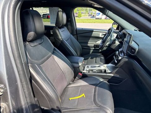 Used 2023 Ford Explorer ST w/ Equipment Group 401A AWD/4WD image 13
