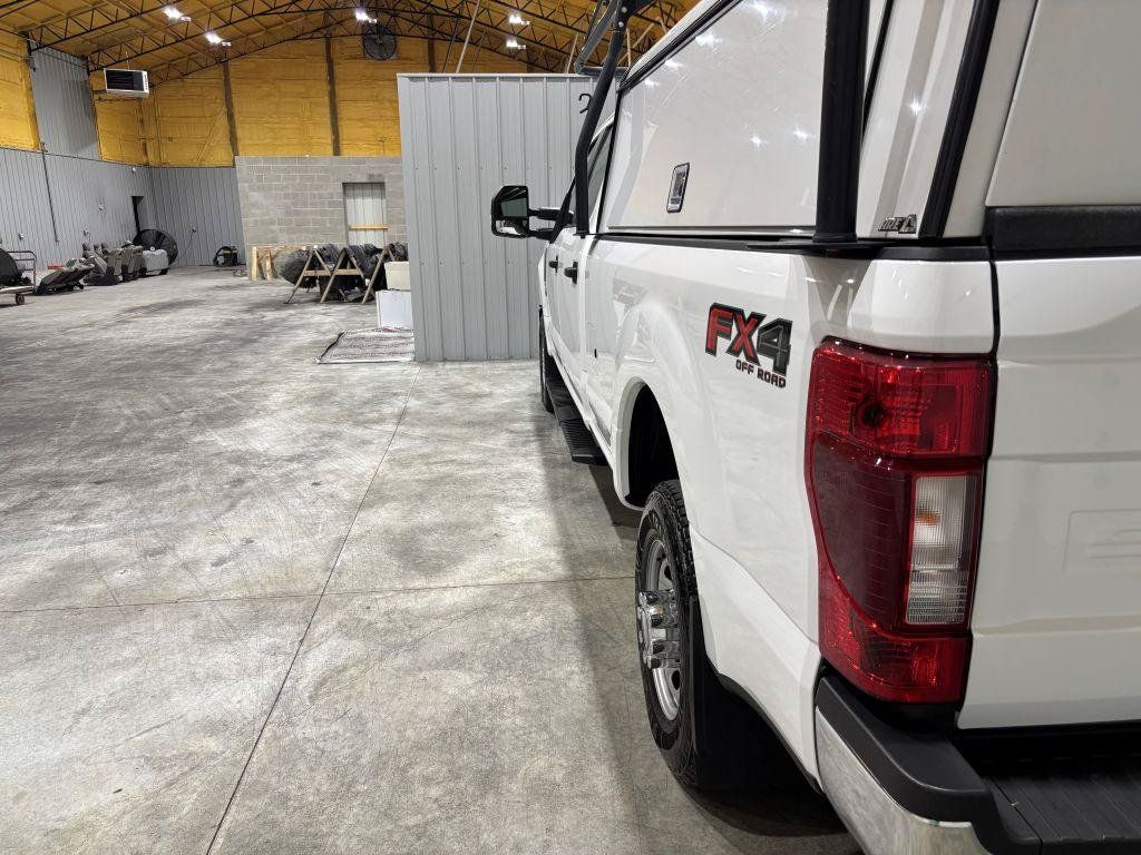 Used 2022 Ford F250 XL w/ Power Equipment Group AWD/4WD image 9