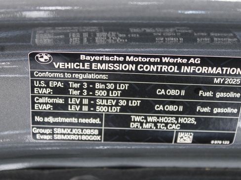 Certified 2025 BMW X5 xDrive40i w/ M Sport Package AWD/4WD image 28