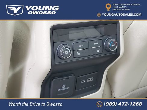 Used 2023 GMC Acadia Denali w/ Denali Ultimate Package AWD/4WD image 32