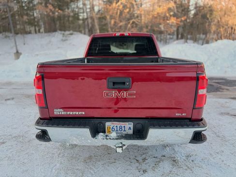 Used 2018 GMC Sierra 1500 SLE w/ SLE Value Package AWD/4WD image 10