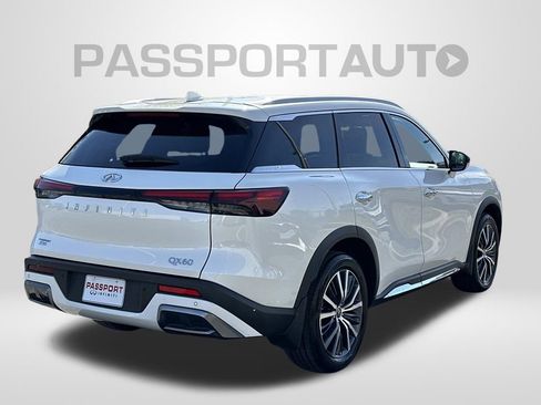Used 2023 INFINITI QX60 Sensory image 5