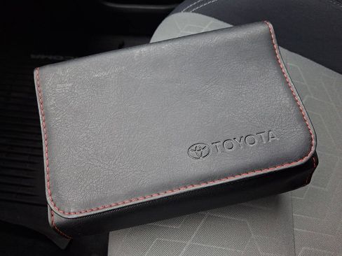 Used 2021 Toyota Tacoma TRD Sport image 25