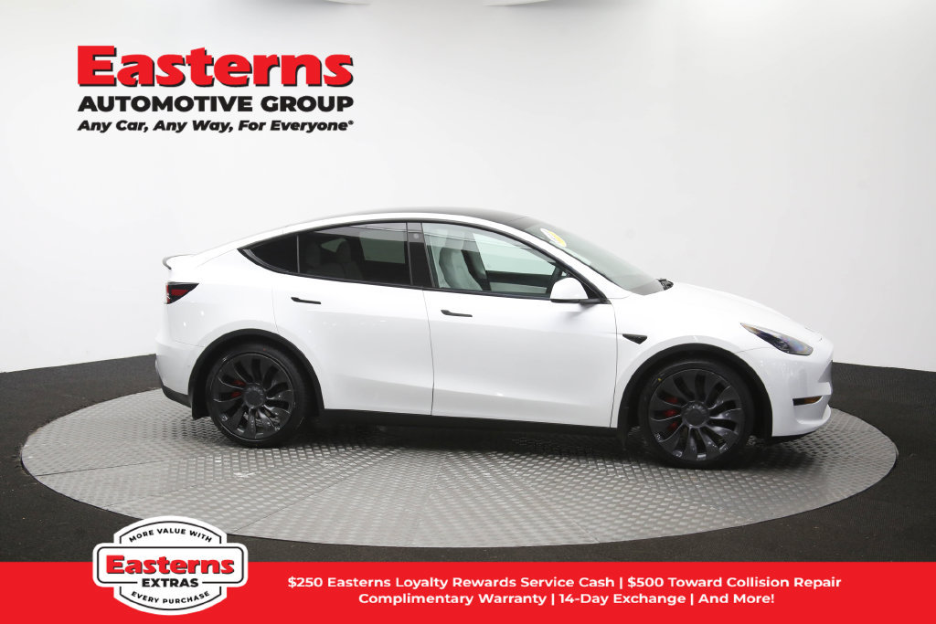 Used 2022 Tesla Model Y Performance AWD/4WD image 43