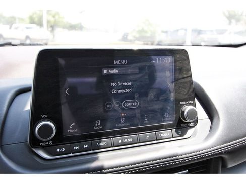 Used 2023 Nissan Rogue SV w/ SV Premium B Package FWD image 12