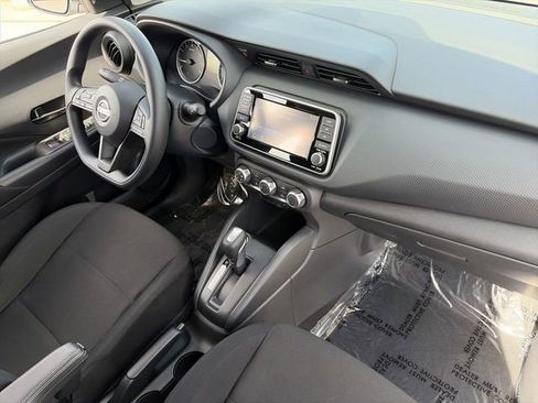 Used 2025 Nissan Kicks Play S image 13