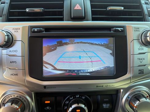 Used 2016 Toyota 4Runner SR5 AWD/4WD image 39