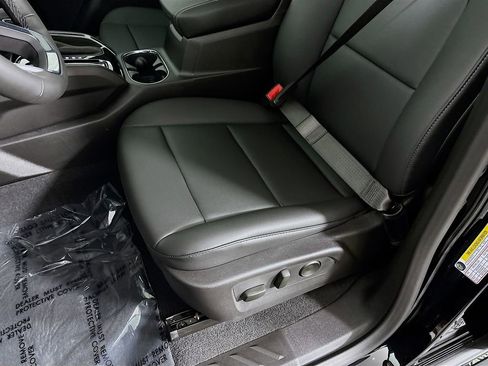 New 2025 GMC Canyon Elevation w/ Convenience Package image 18