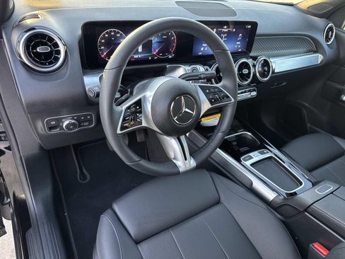 Used 2026 Mercedes-Benz GLB 250 GLB 250 image 18
