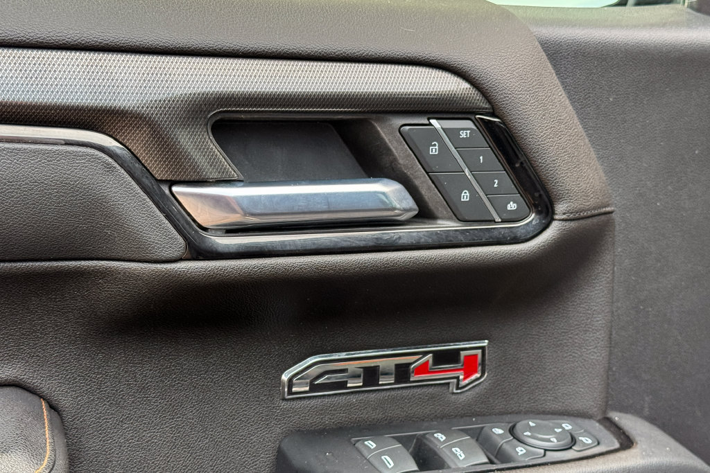 Used 2023 GMC Sierra 1500 AT4 w/ AT4 Premium Package AWD/4WD image 27
