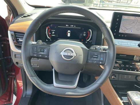 Used 2026 Nissan Rogue Platinum w/ Platinum Premium Package AWD/4WD image 16