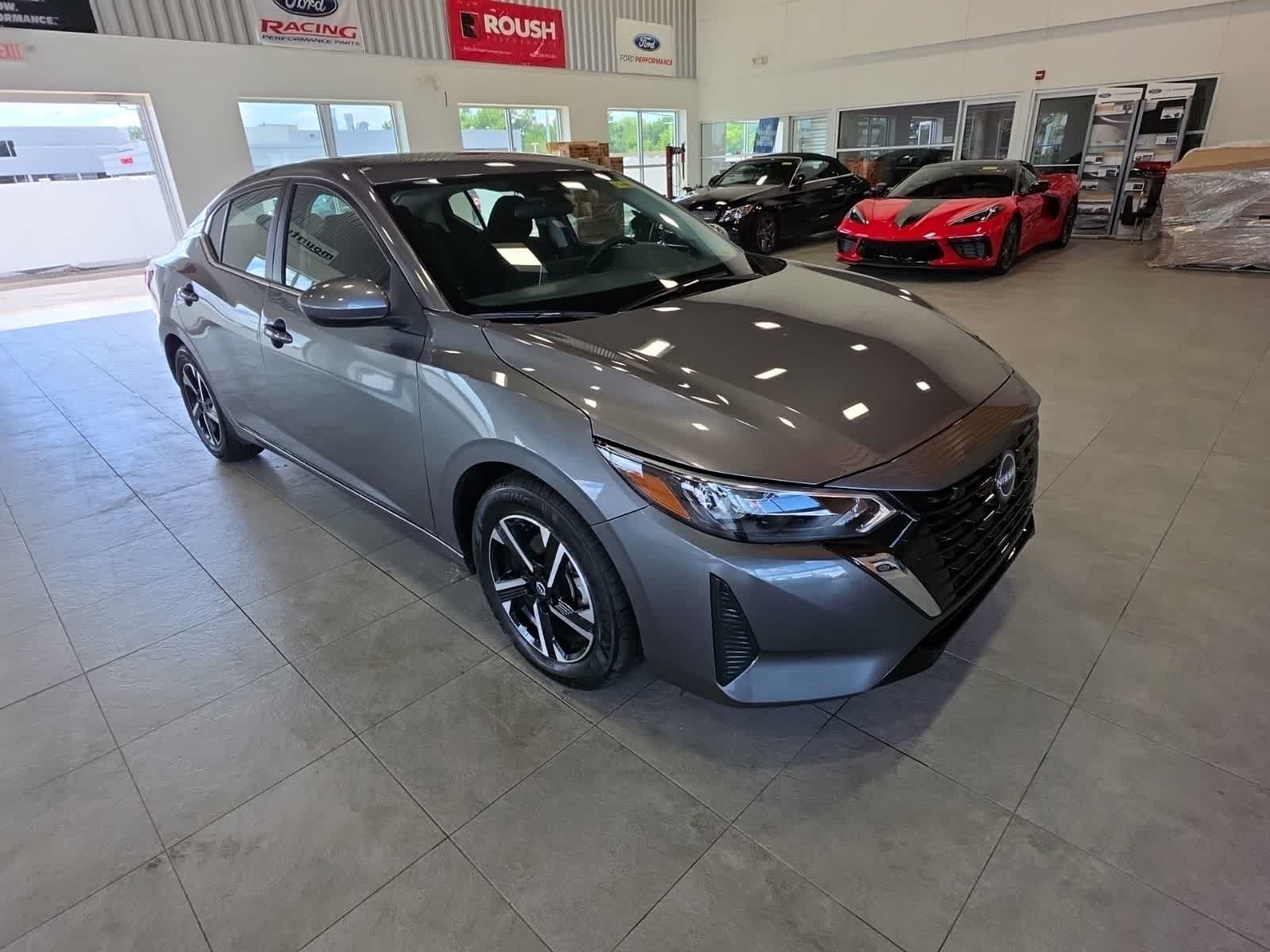 Used 2025 Nissan Sentra SV FWD image 5