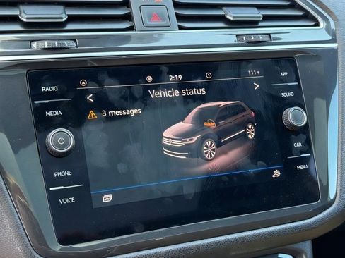 Used 2022 Volkswagen Tiguan SE FWD image 23
