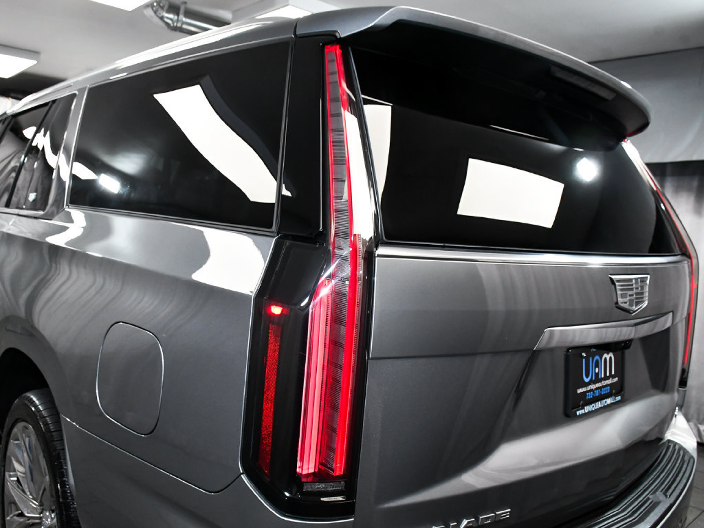 Used 2026 Cadillac Escalade ESV Luxury w/ LPO, Radiant Package AWD/4WD image 87